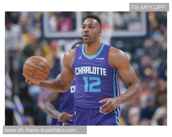 希尔德开场穿错短裤引发尴尬暂停期间急返更衣室更换装备